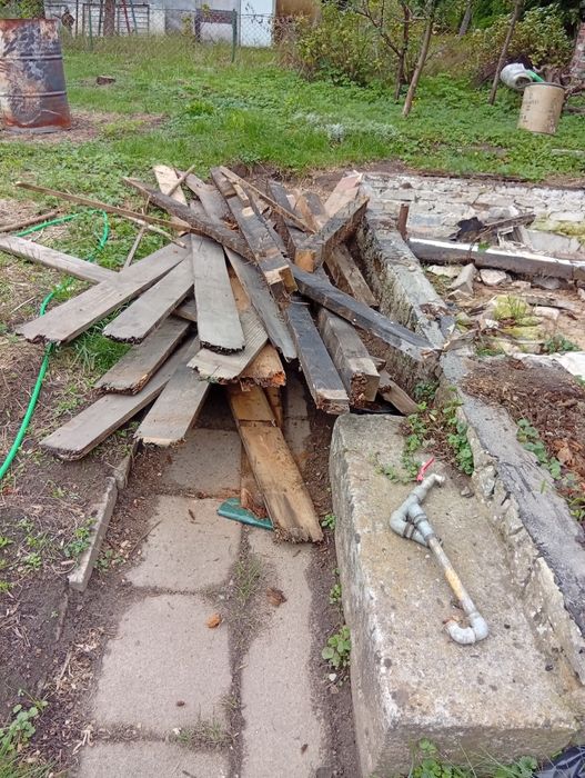 Deski drewno na opał oddam