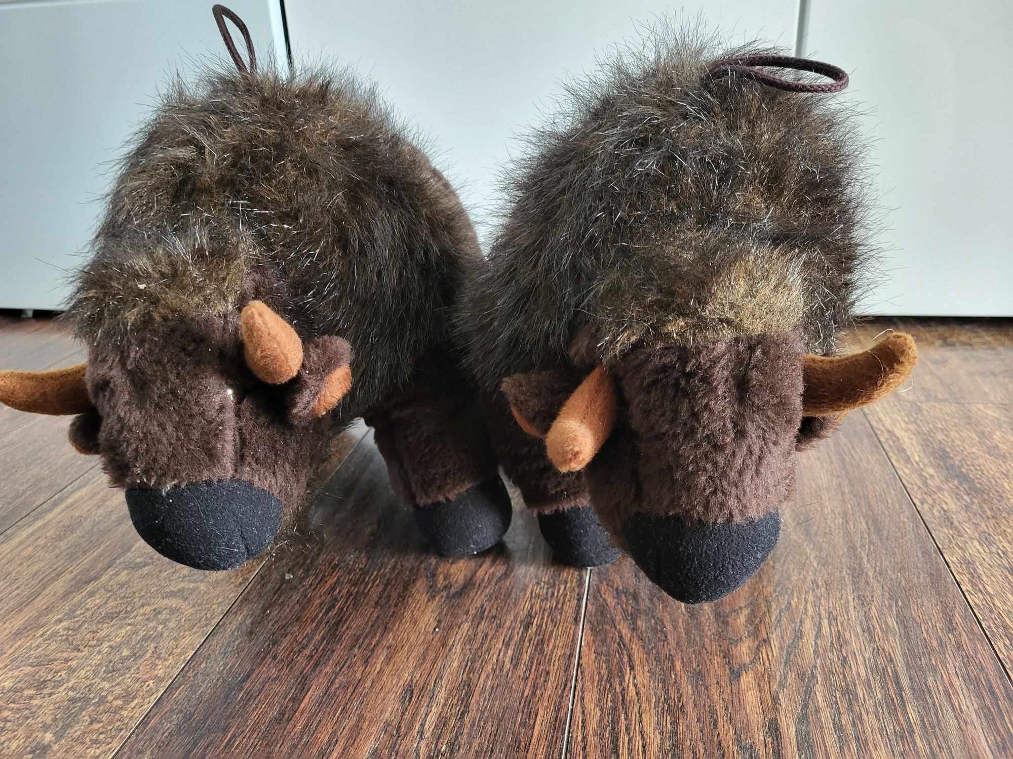 Maskotki Dwa duże żubry Białowieża Puszcza Bialowieska nowe bez metki