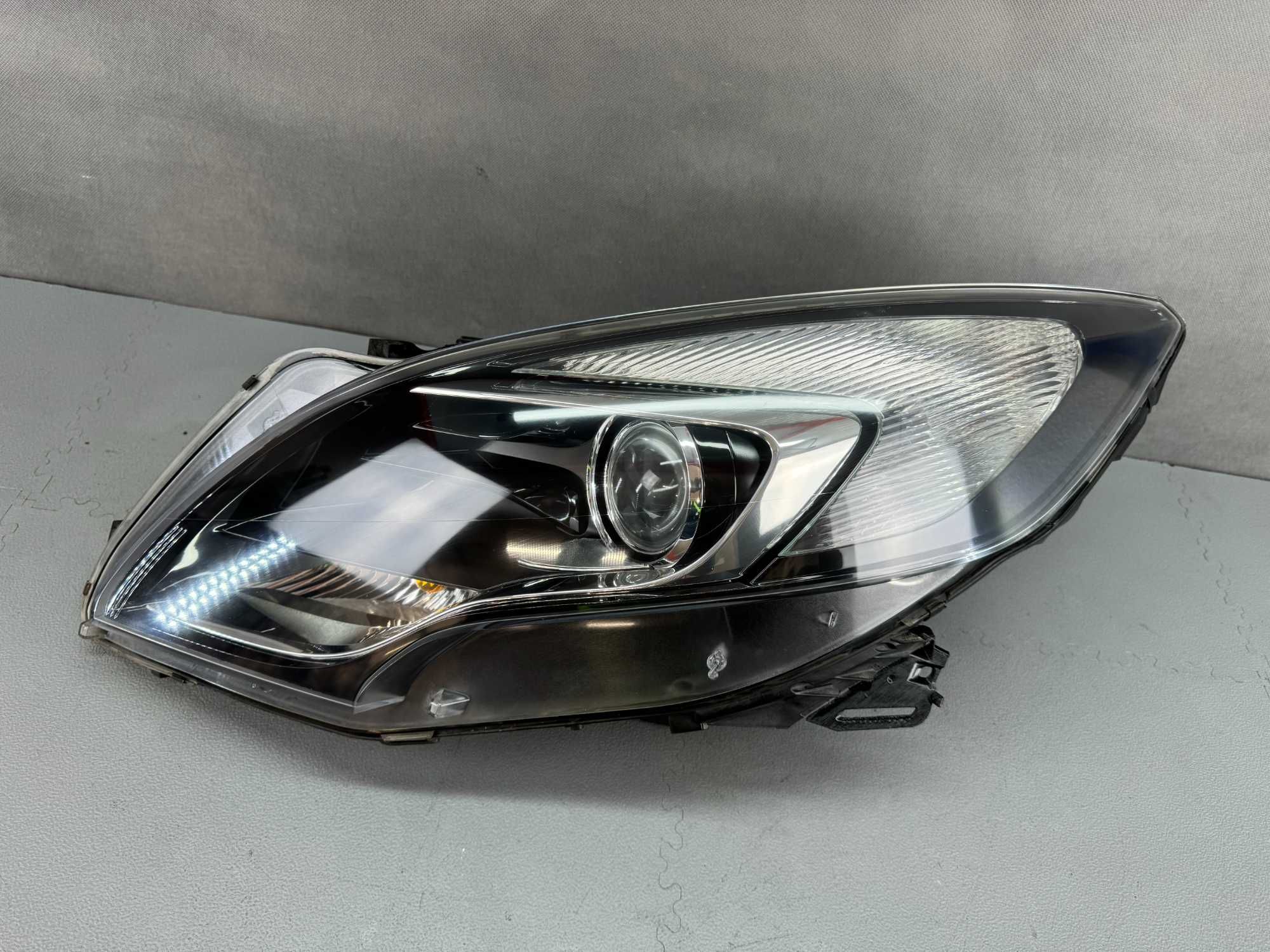 Opel Zafira C 2012-16r. Lampa Przód Przednia Soczewka HIR2 Lewa Europa