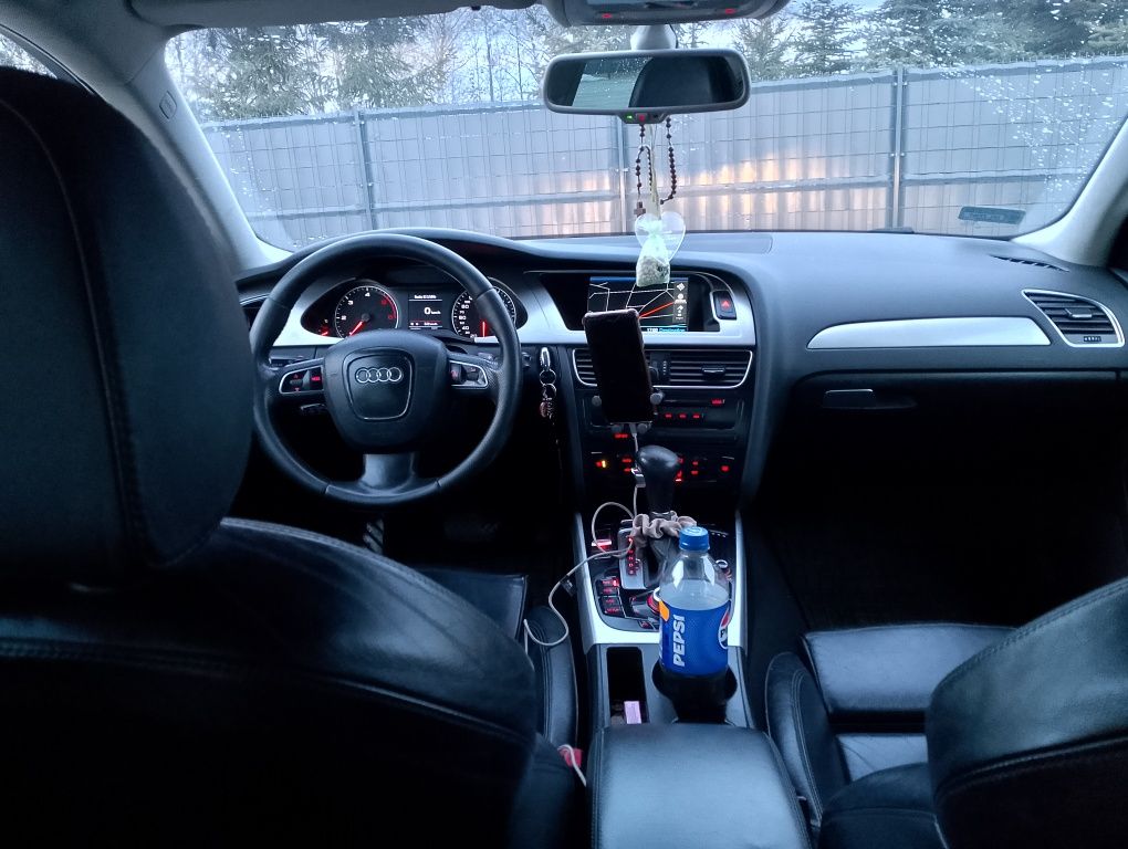 Audi A4b8 2.0 TDI 2008r.