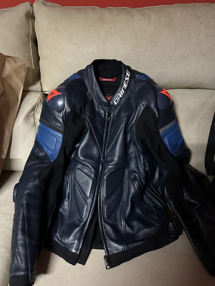 Casaco mota dainese tamanho 48 pele