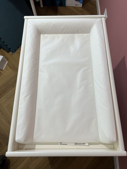 Stół do przewijania Gulliver wraz z matą.