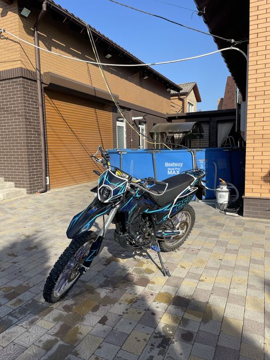 Продам мотоцикол ліфан kpx250