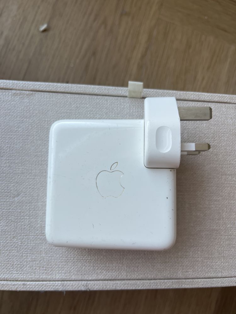 Kostka do ladowania laptopa apple