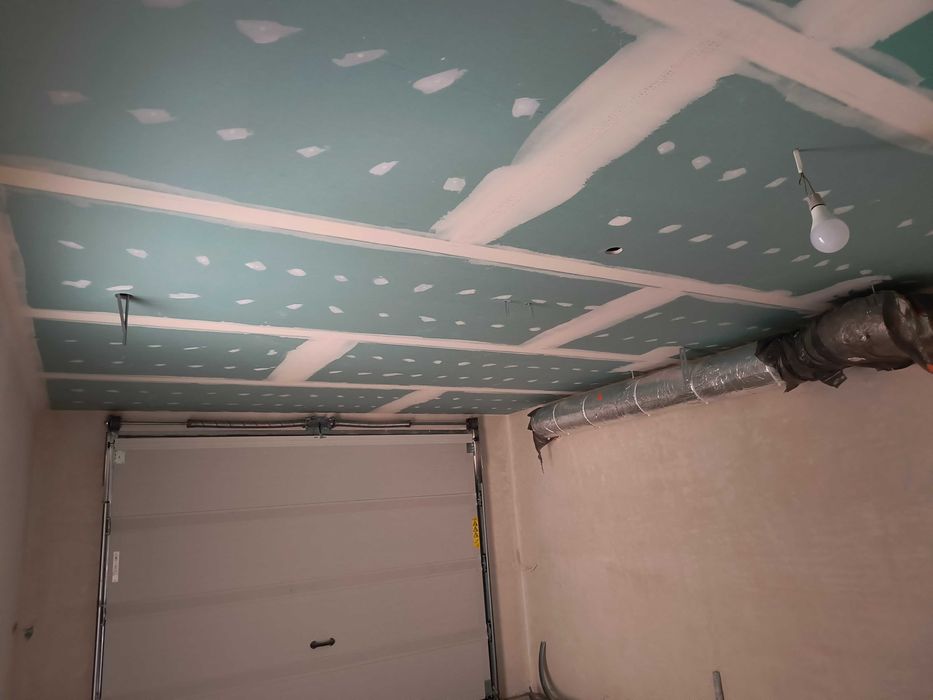 sufity podwieszane, adaptacja poddaszy, zabudowy z płyt g-k
