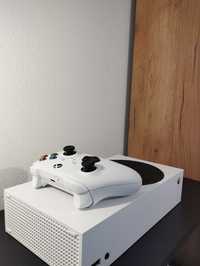 Xbox series S/Biały +Kontroler