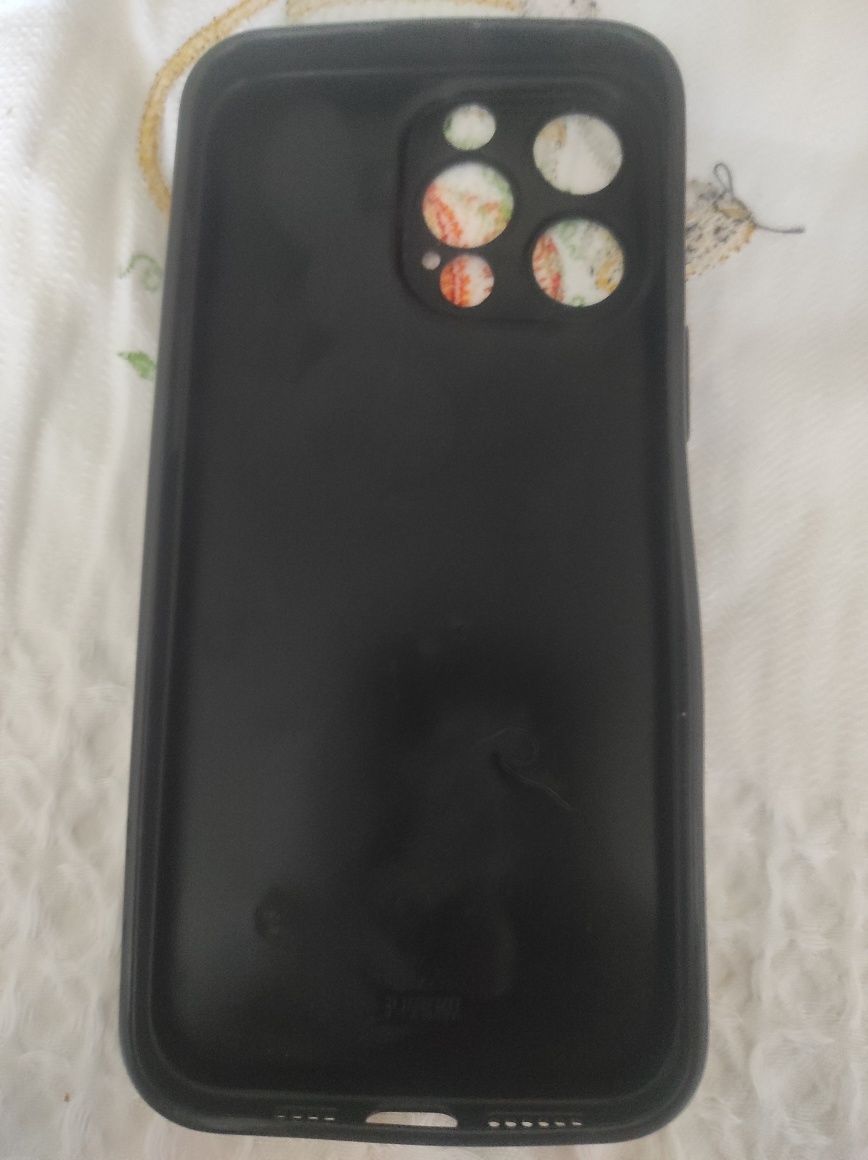 Cabos de HDMI , Capa de telemóvel, Bolas de Snoker.