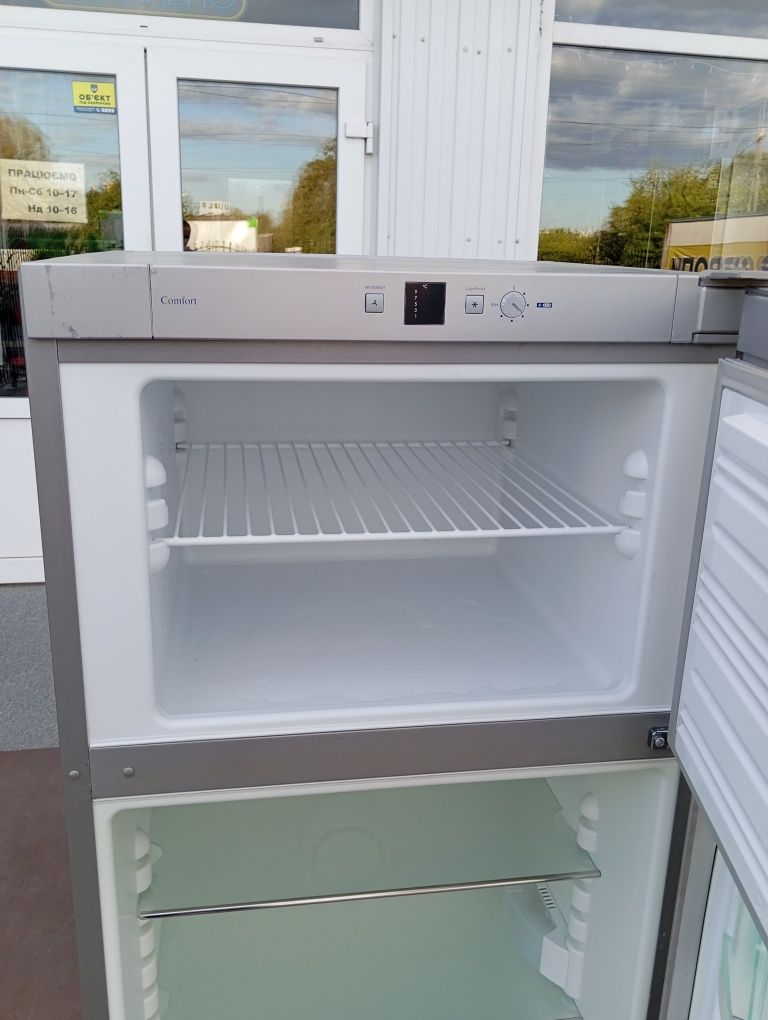 Холодильник Liebherr 145см нержавейка из Германии