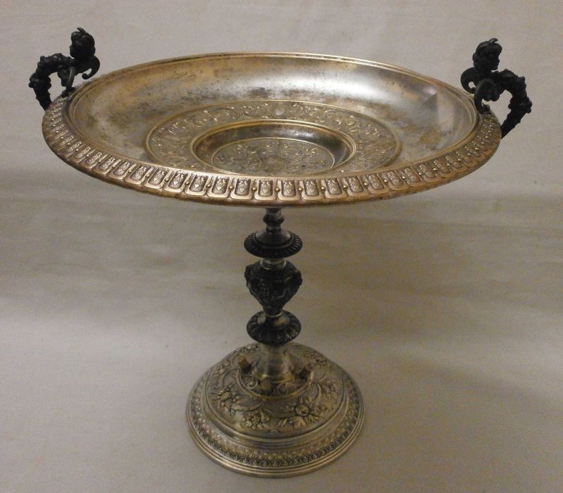 Старинная фруктовница позапрошлый век.