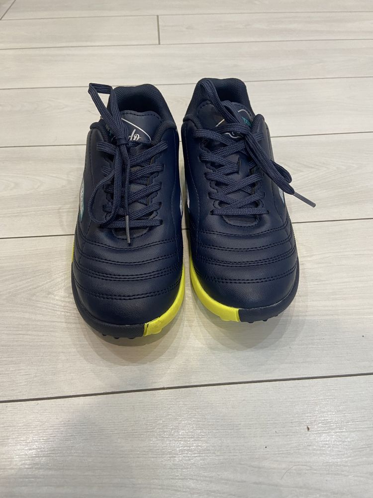 Детские бутсы-сороконожки Joma