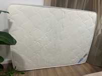 Vendo colchão de casal