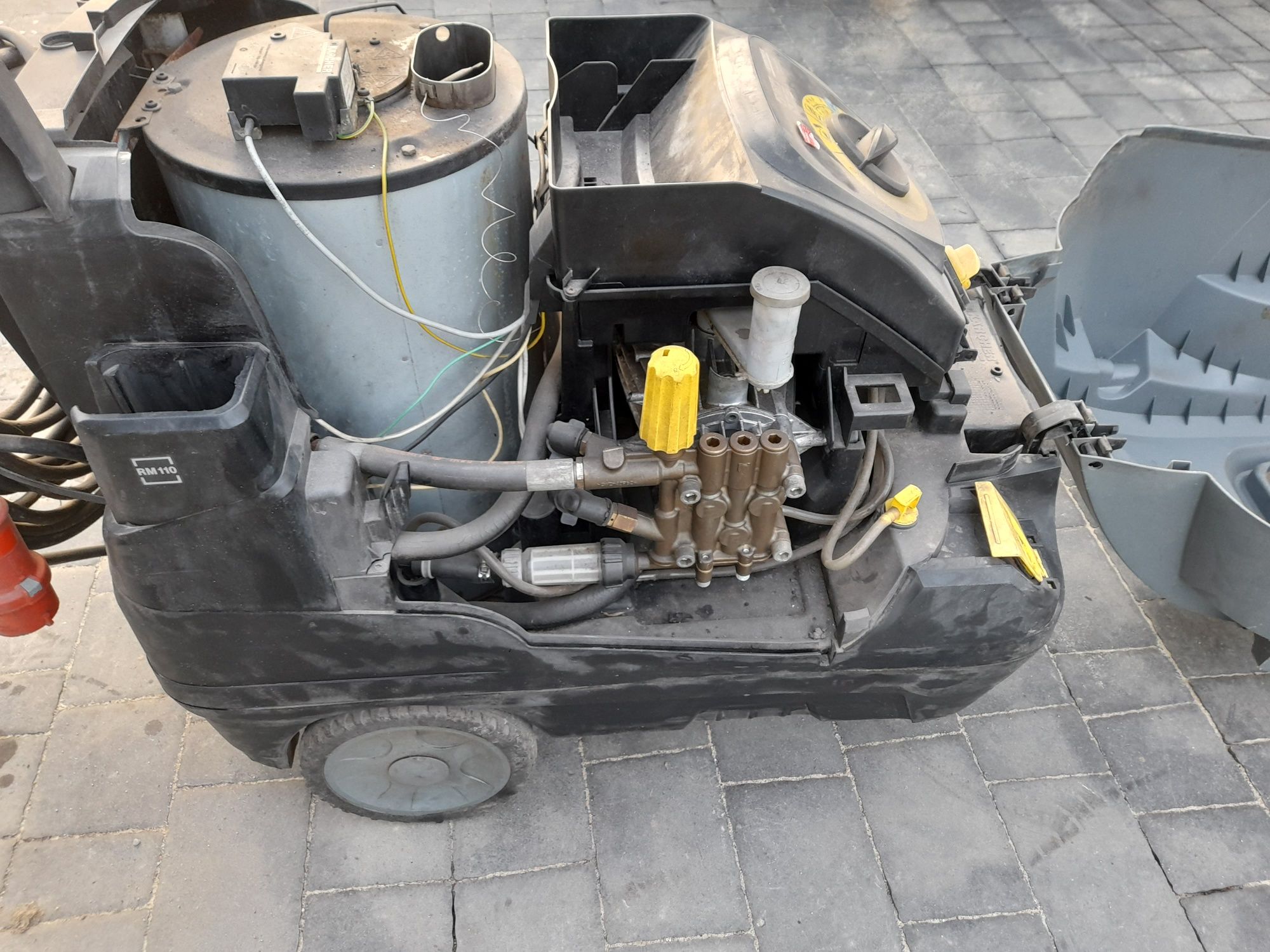 HDS 9 / 17 - 4 c karcher myjka diesel na ciepłą wodę ciśnieniowa