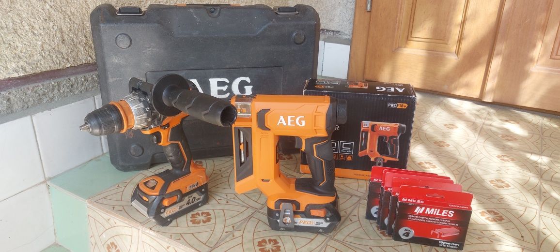 AEG bsb 18 cbl безщітковий дриль-шуруповерт та степлер AEG b18cs10