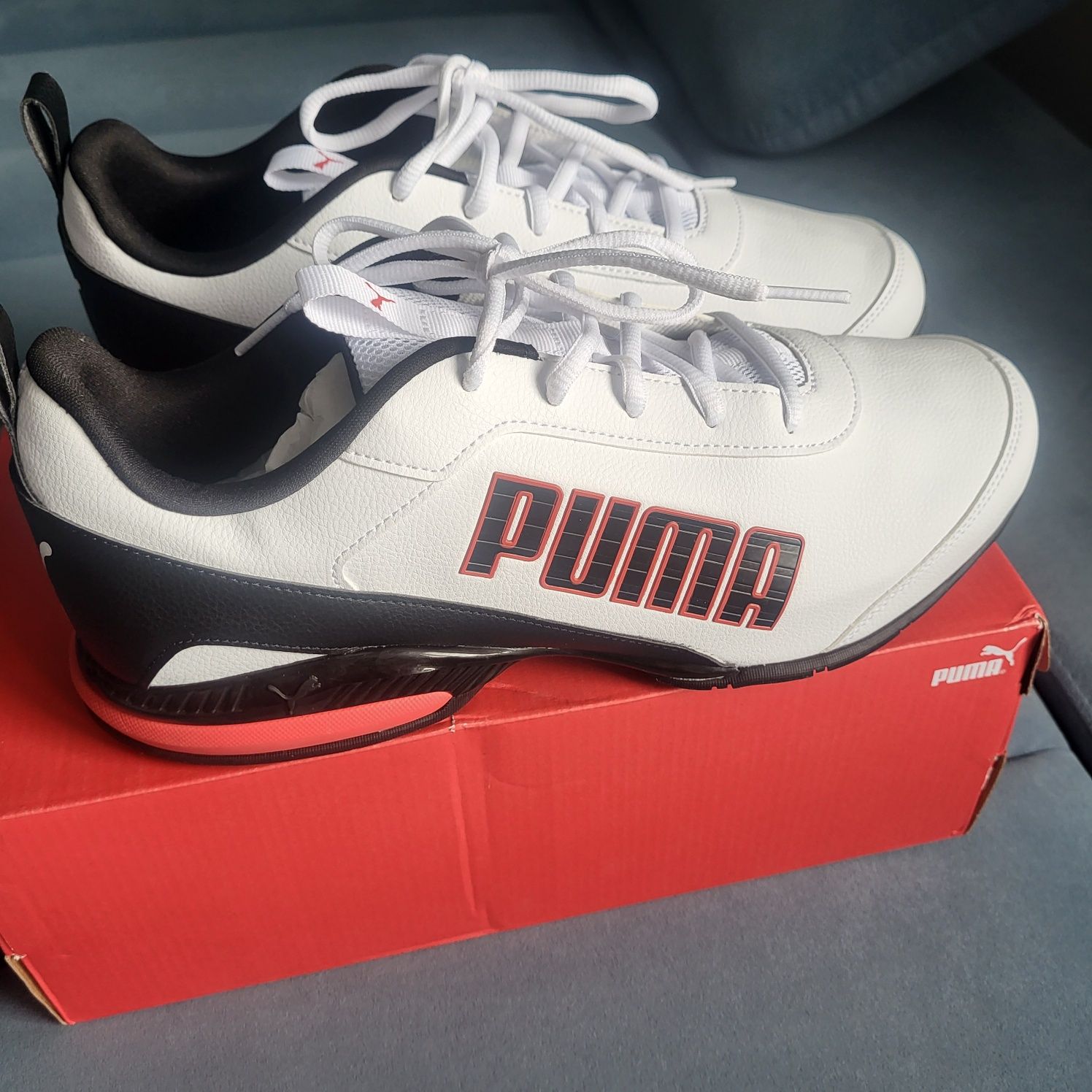Piękne nowe męskie buty Puma 45
