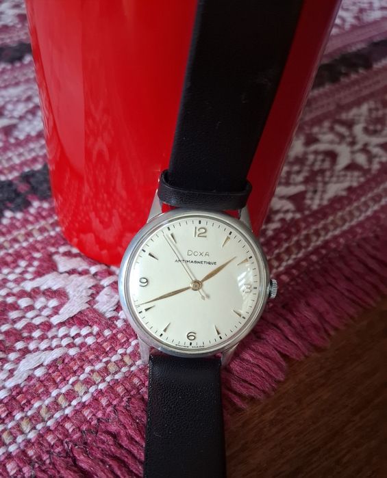Zegarek mechaniczny Doxa Antimagnetique Jumbo - Ideał