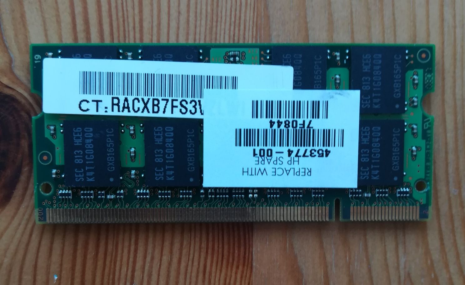 RAM SAMSUNG para portátil - 2GB PC2-5300S-555-12-E3