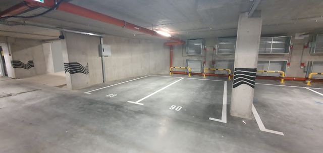 Garaże do wynajęcia (miejsce parkingowe)