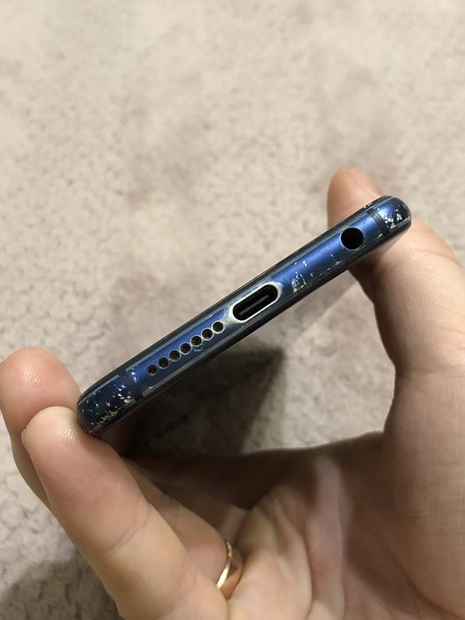 Телефон Huawei Honor 8 4/32Gb NFC