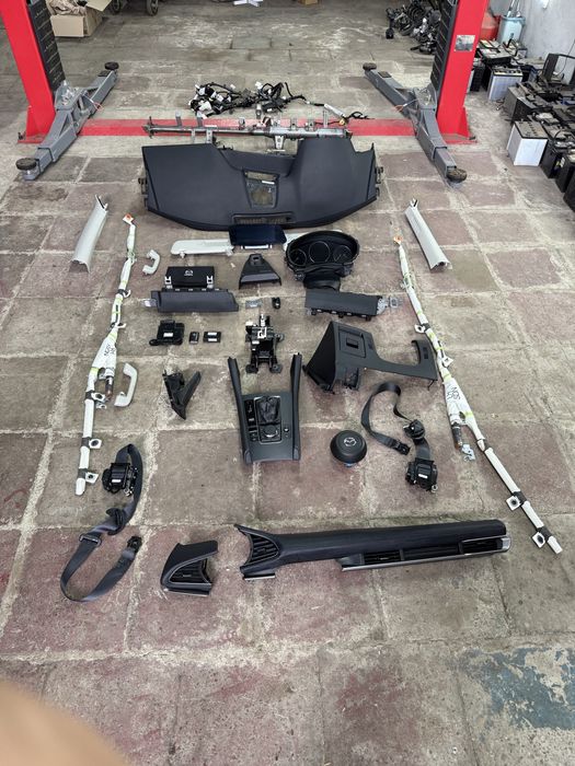 Торпеда Mazda 3 BP 2022+ Original с подушкой