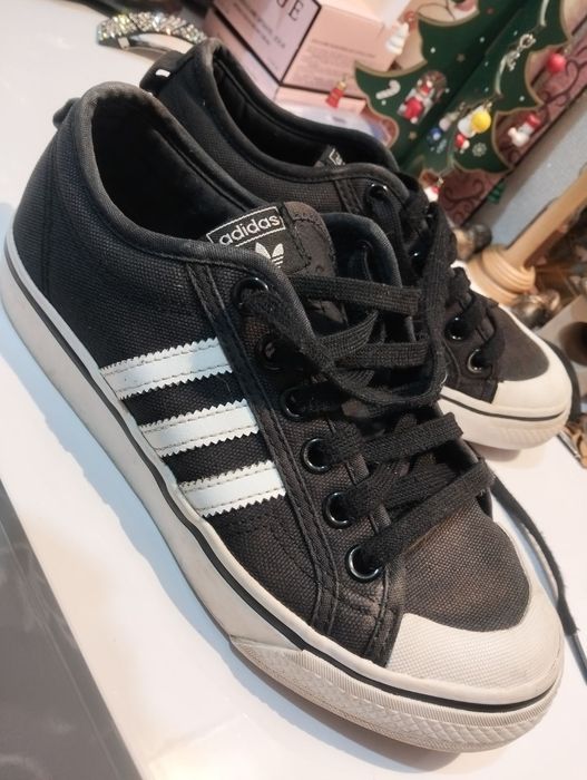 фірмові підліткові кеди Adidas