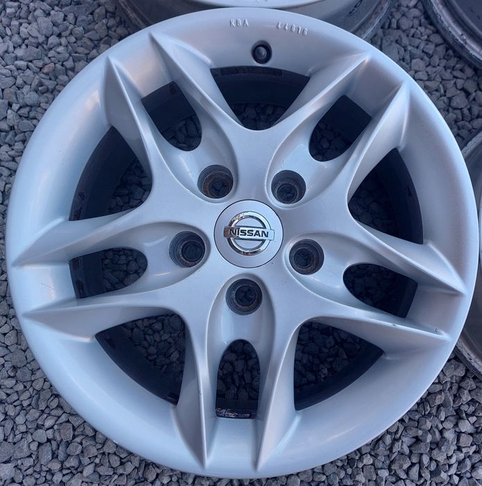 5 114,3 R15 Nissan X trail Maxima  Renault Megan  Scenic