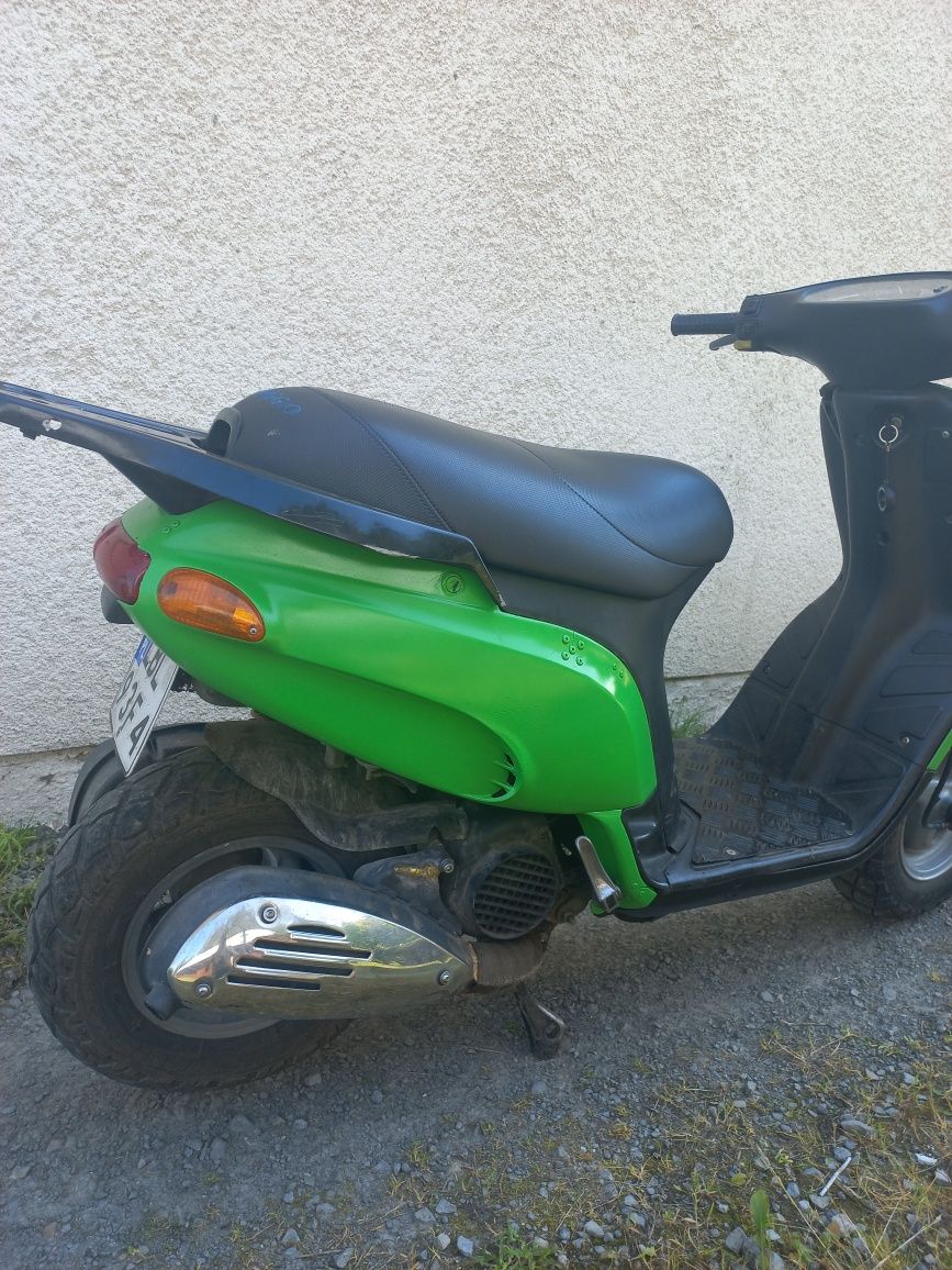 Piaggio  typhon  125/172 2t
