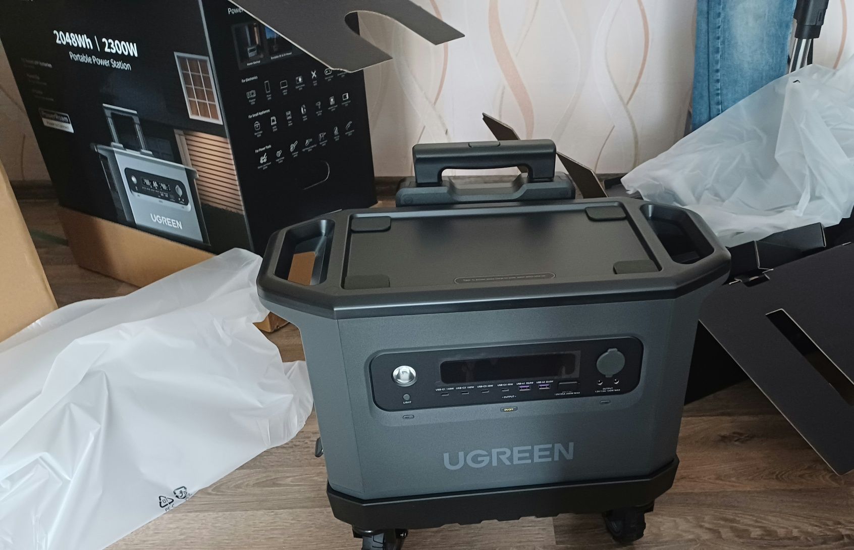 Зарядная станция UGREEN GS2200 by BYD (LiFePo4)