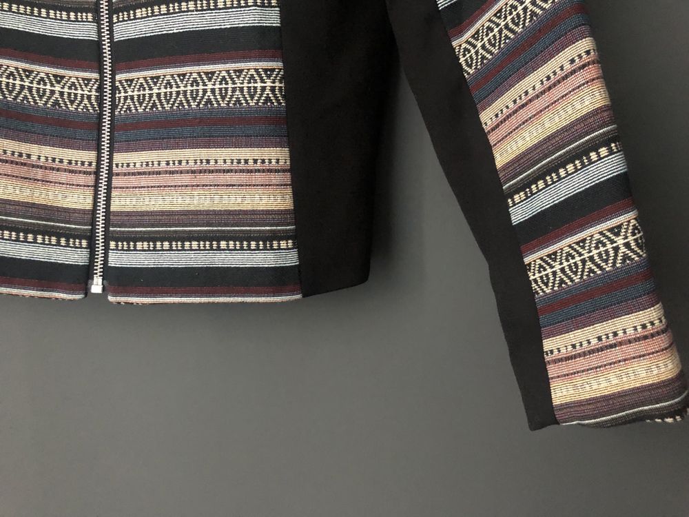 żakiet aztecki wzór