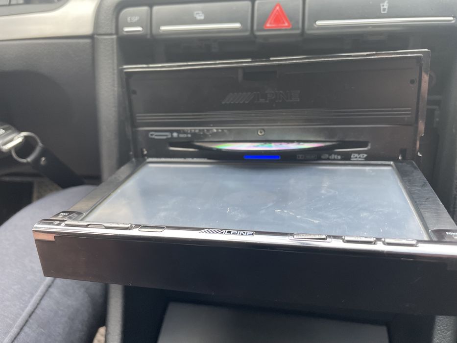 Магнітола Alpine IVA-W205R