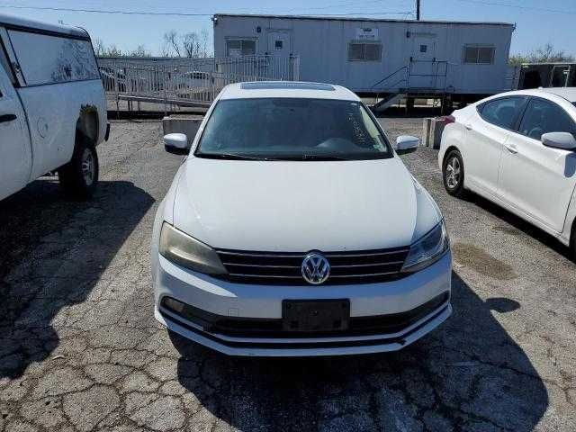 Volkswagen Jetta Se 2015 Року