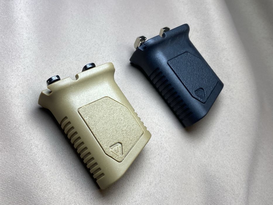 Тактична рукоятка-передня ручка