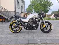 Honda cb 750 cafe racer