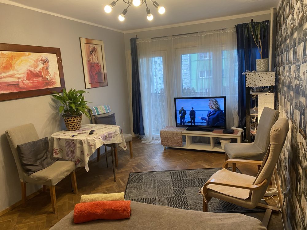 Duzy słoneczny Pokoj Łódź Traktorowa94b ,winda, internet, Aldi