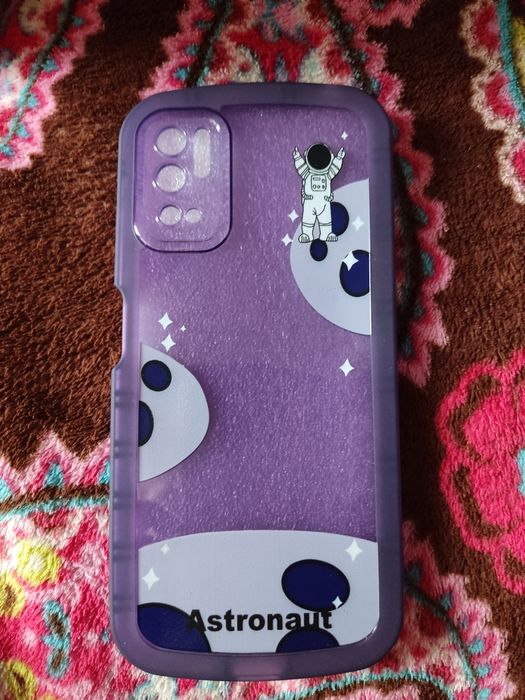 Чохол чехол на poco x3 m з космонавтом фіолетовий