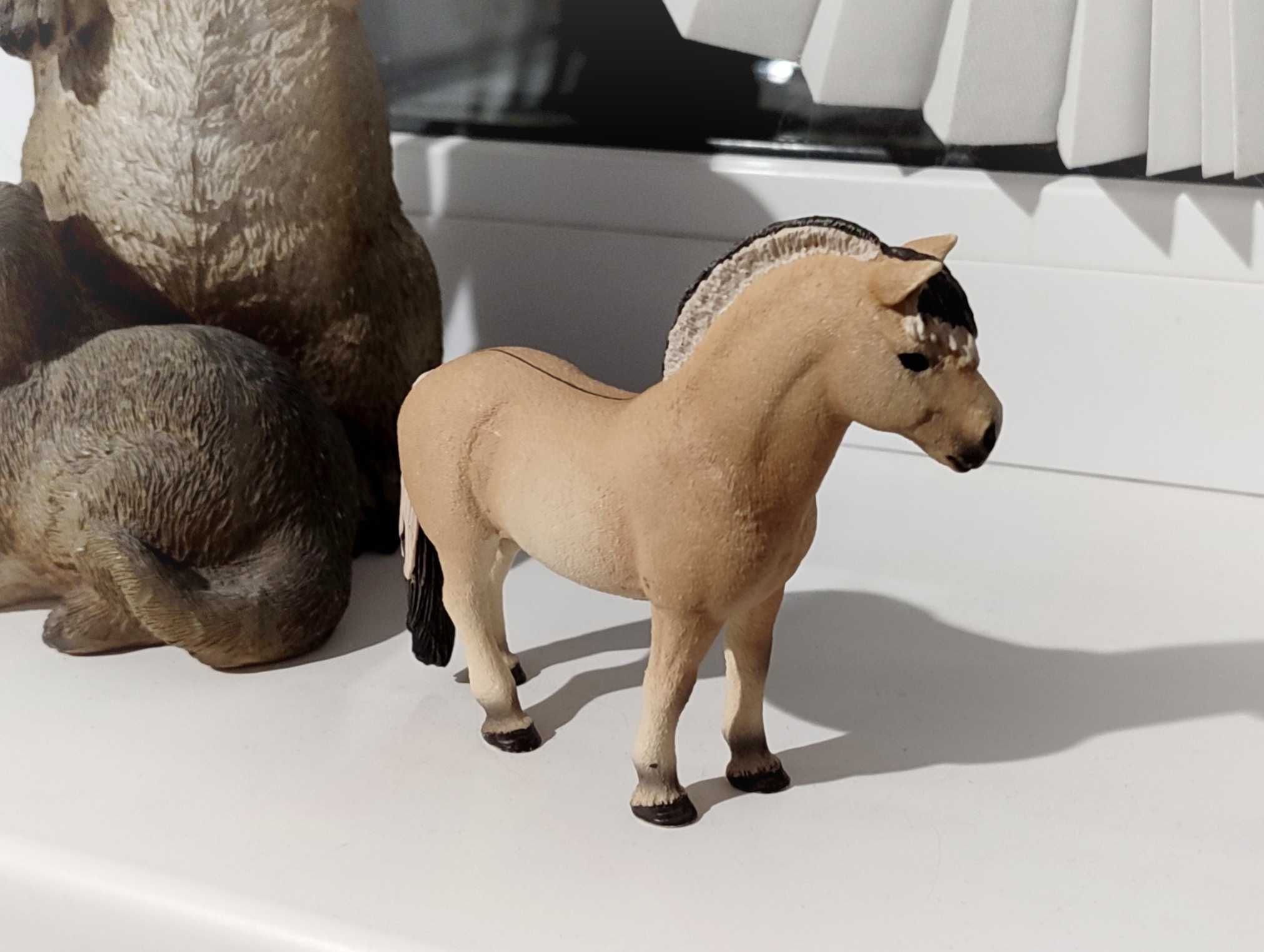 РЕДКИЕ Лошади Schleich Retired Кнабструппер Фьорд Камаргу