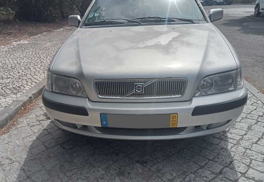 Volvo V40 1.6 com 164mil KM - 1 dono