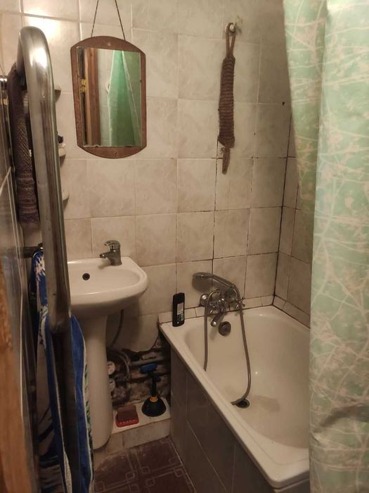 Оренда кімнати в 3-к квартирі, Лісовий масив. вул К. Поповича 16