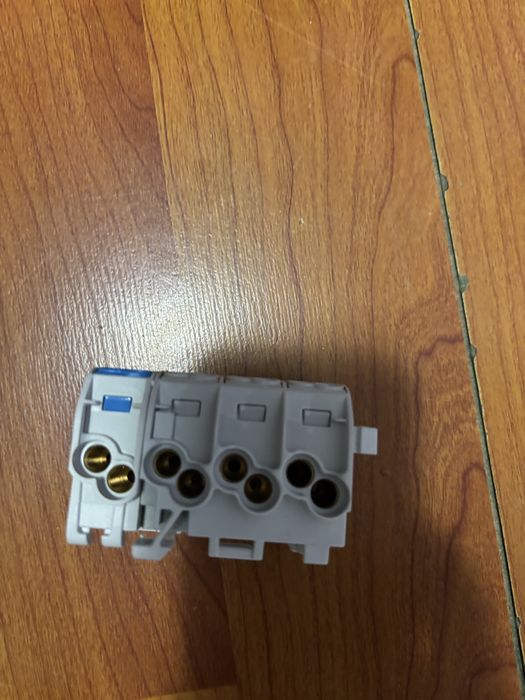 Клемна колодка Hauptleitungsklemme 5-полюсна L/N/PE 080110-X-4