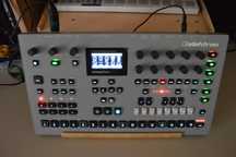 Elektron Analog Four MKII Grey (sintetizador)