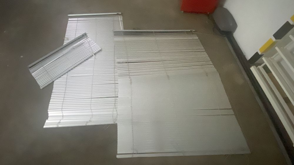 Persianas prateadas ( inox)