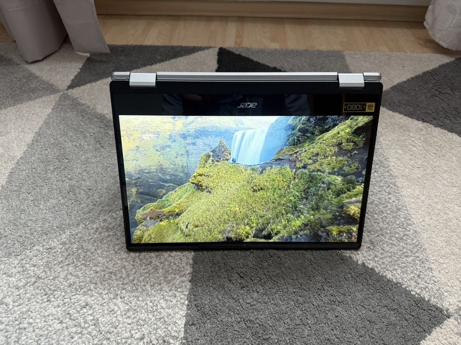 Acer chrombook 314+ myszka