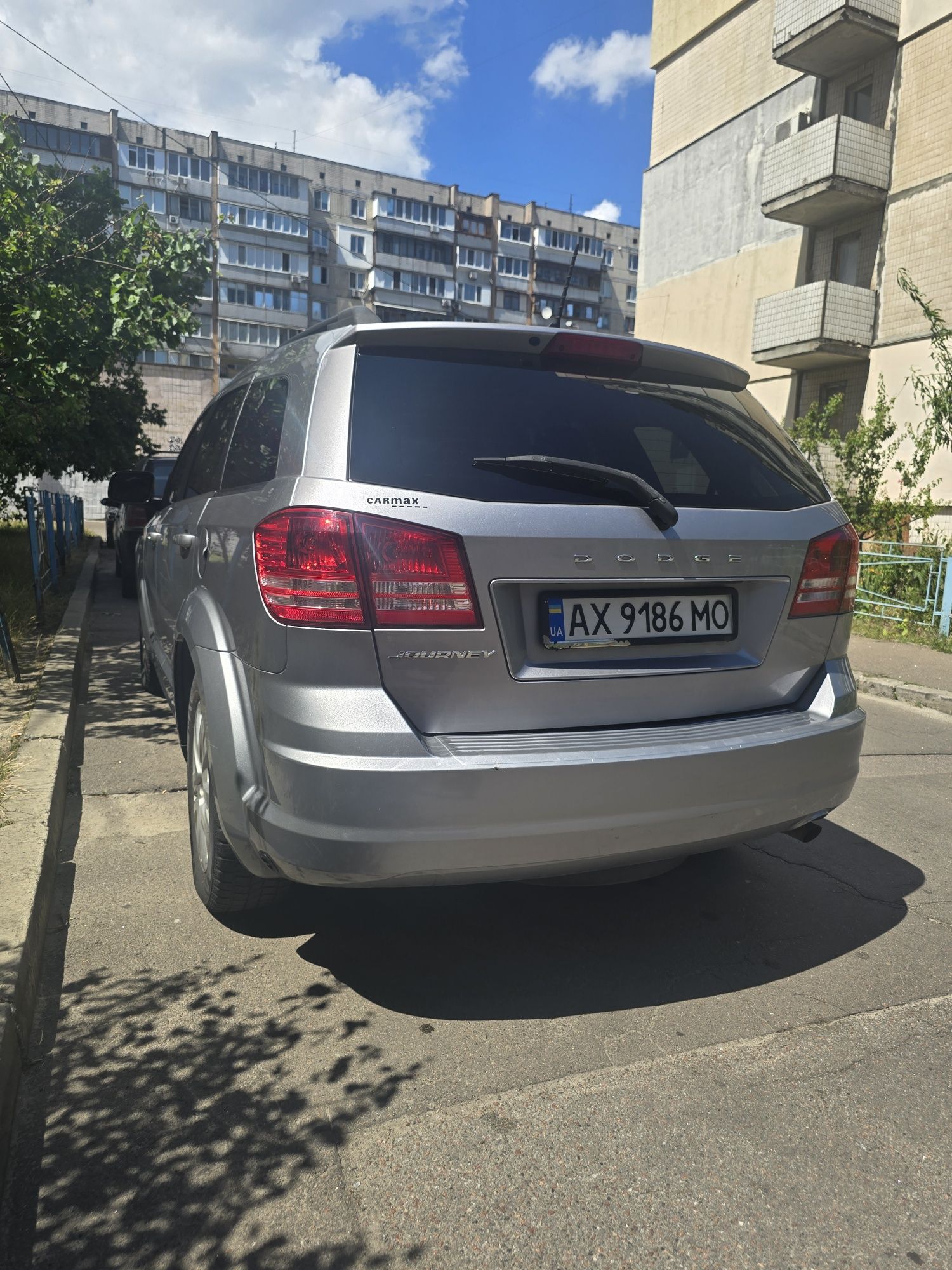 Продам свій автомобіль DODGE JOURNEY 2016р.в., газ/бензин.
