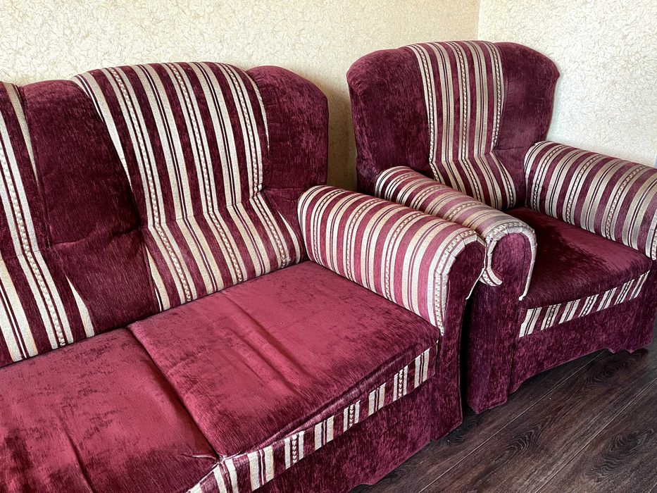 Продам Диван (можливий торг)