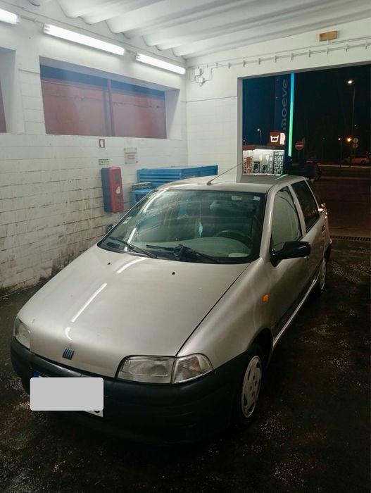 Fiat punto 1.1 carro para o dia dia muito economico e inspecao felta.