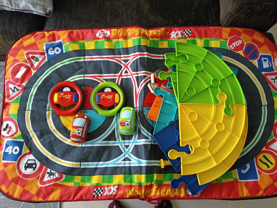 Pista de carros My First Driving School by SCX