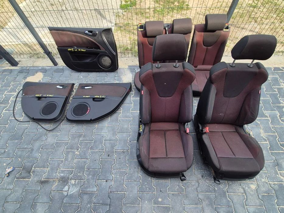 FOTEL, KANAPA / BOCZEK DRZWI SEAT LEON II (dostępne 2 komplety foteli)