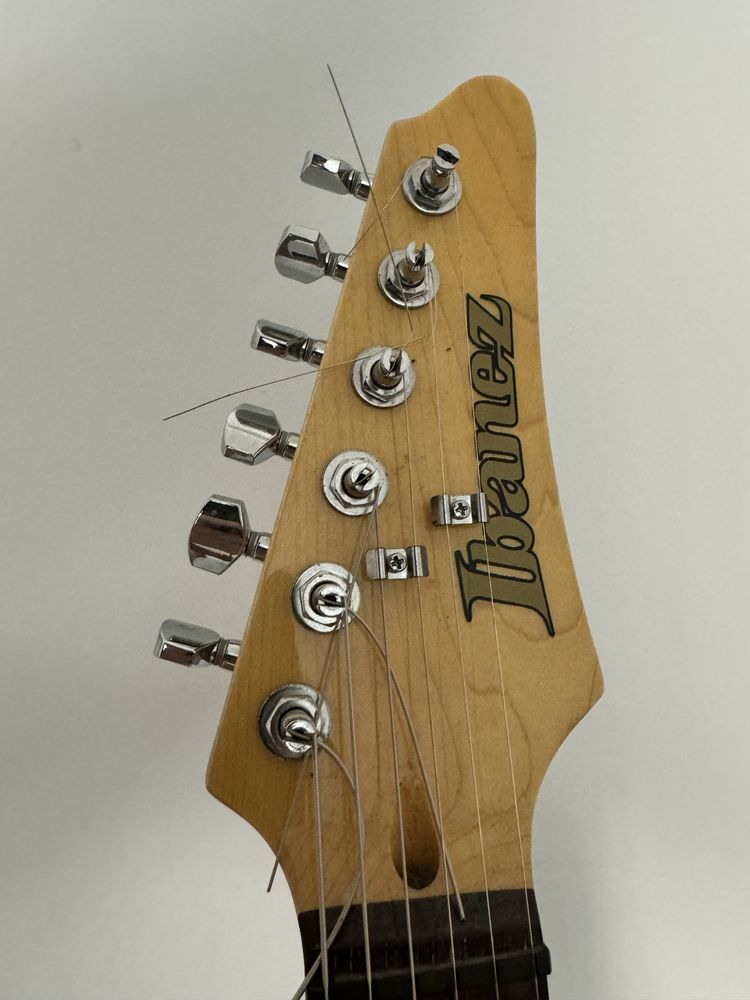 Ibanez AZES40 Semi novo