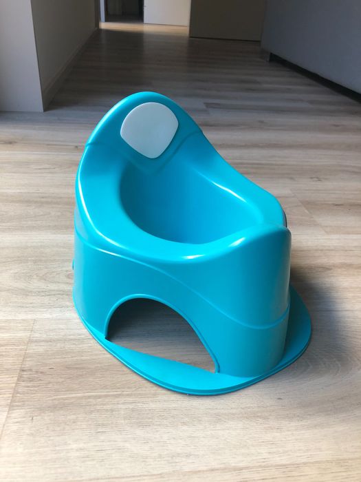 Pote de criança de cor azul