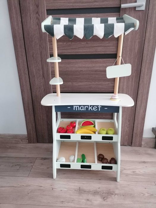 Drewniany stragan sklep dla dzieci