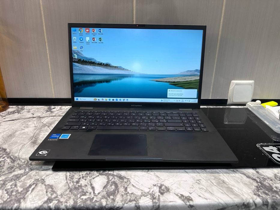 Ноутбук Asus Exspert Book
